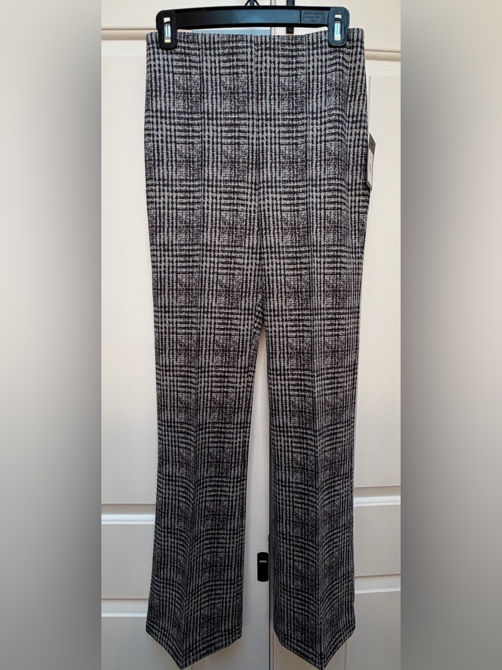NWT Plaid Stretch Pull-On Dress Pants - Black & White